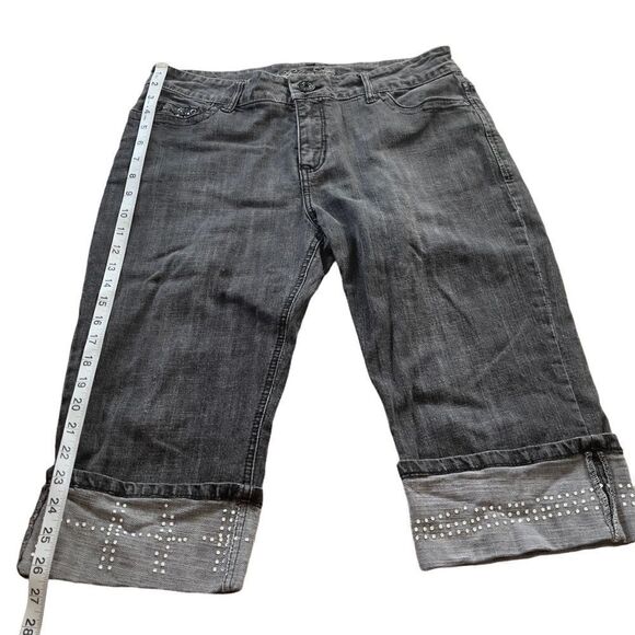 Zena Studded Denim Folded Hem Capri Sz 12P - Picture 9 of 13